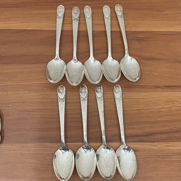 17pcs Vintage WM ROGERS International Silver Silver-plated US. Presidents Spoons - Picture 6 of 12